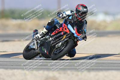 media/Oct-13-2025-Moto Forza (Mon) [[a66d839500]]/3-B Group/Session 3 (Turn 16)/